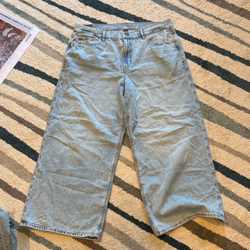 Low- Rise Ultra Wide-Leg Jeans